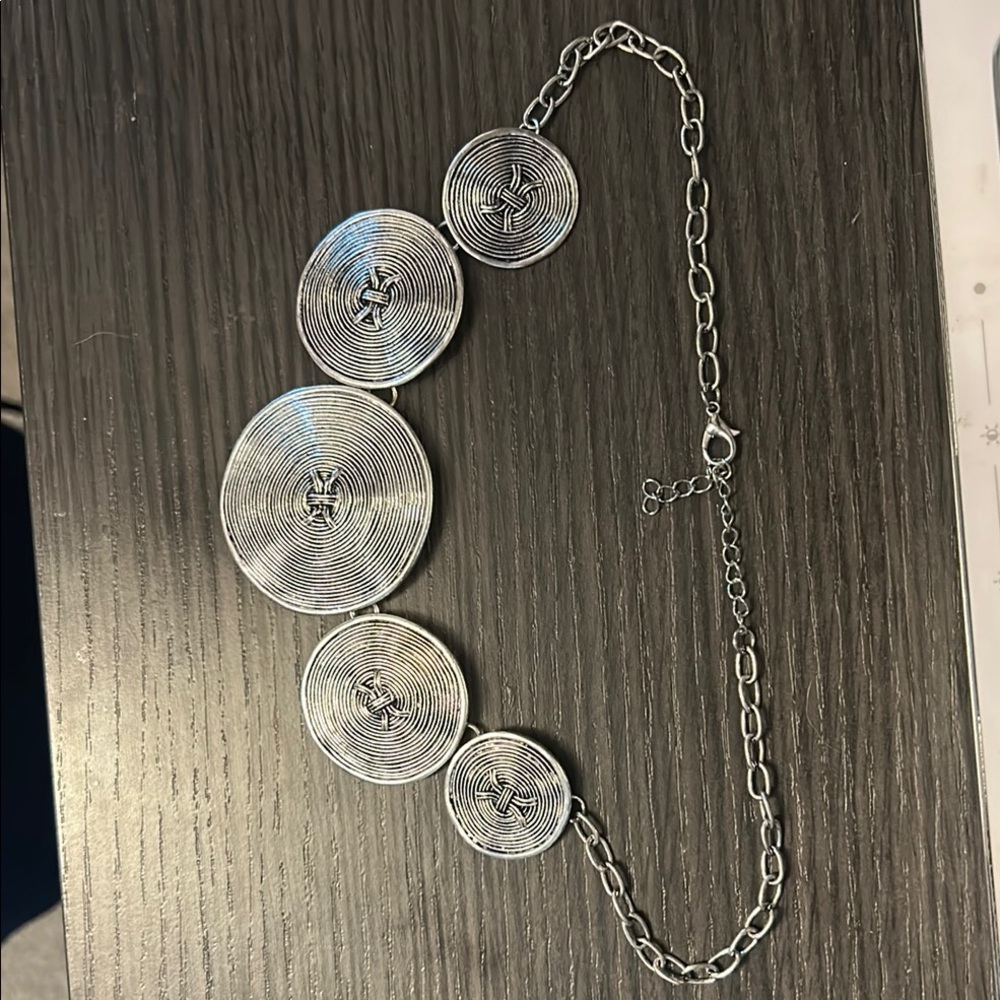 Elegant Silver Spiral Necklace Fun!!!!